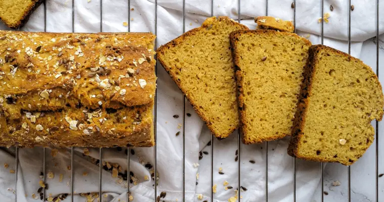 Homemade whole wheat bread without yeast