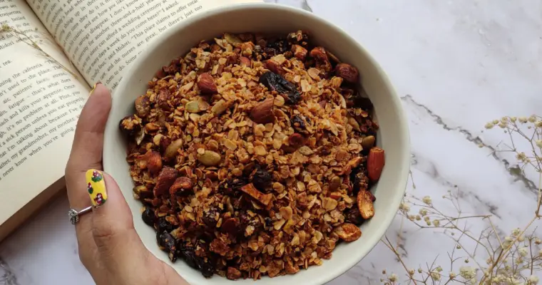 Easy homemade granola cereal