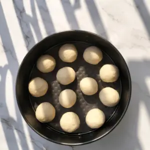 How to make mini buns without egg