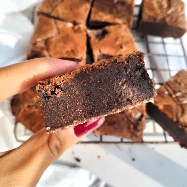 Common Brownie Fails And How To Fix Them - Alisha's Dessert Safari