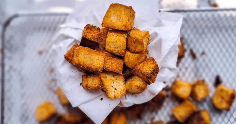 How to make croutons in air fryer?