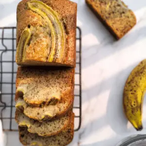 Easy recipe for banana bread with 2 bananas