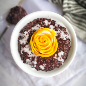 Black rice pudding with coconut milk